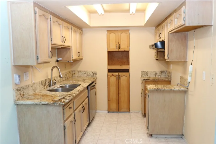 601 S Euclid Street #4 photo 2