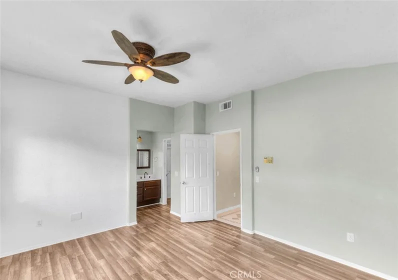 523 Towergrove photo 23