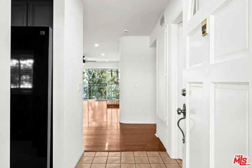 1418 Brett Place #205 photo 6
