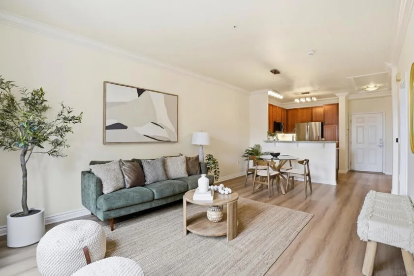330 J Street #612 photo 1