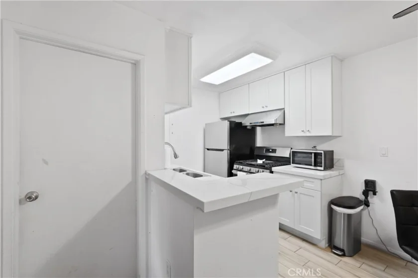 801 S Lyon #A213 photo 19