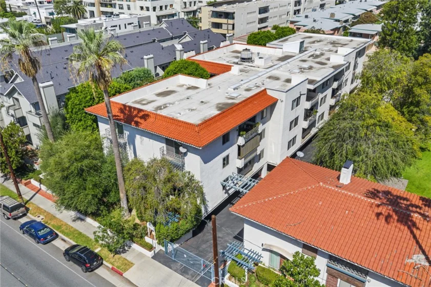 985 E California #306 photo 43