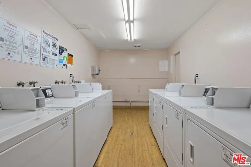 2700 Cahuenga Boulevard #2216 photo 37