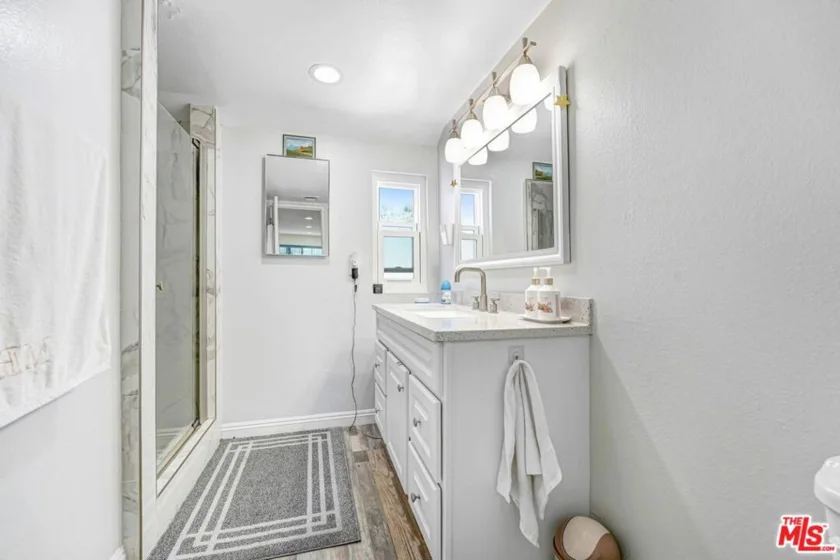 21333 Lassen Street #8B photo 7