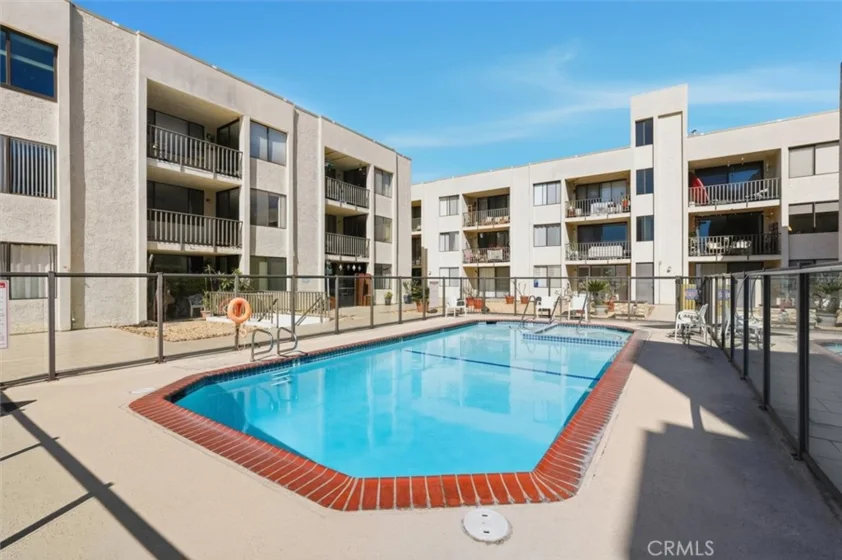 1140 E Ocean Boulevard #109 photo 30