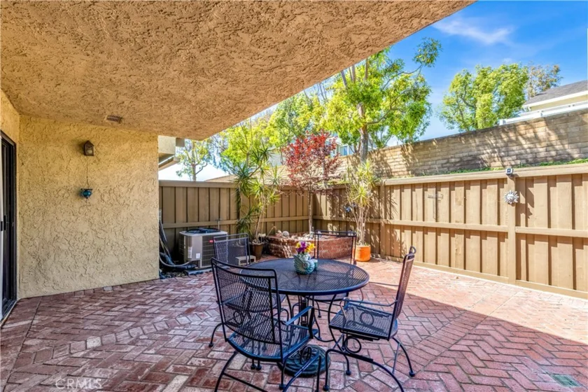 25231 Tanoak photo 23