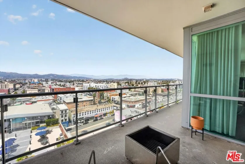 3785 Wilshire Boulevard #1212 photo 6