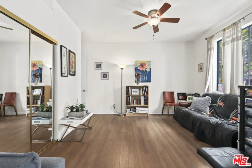4230 Stansbury Avenue #105 photo 7