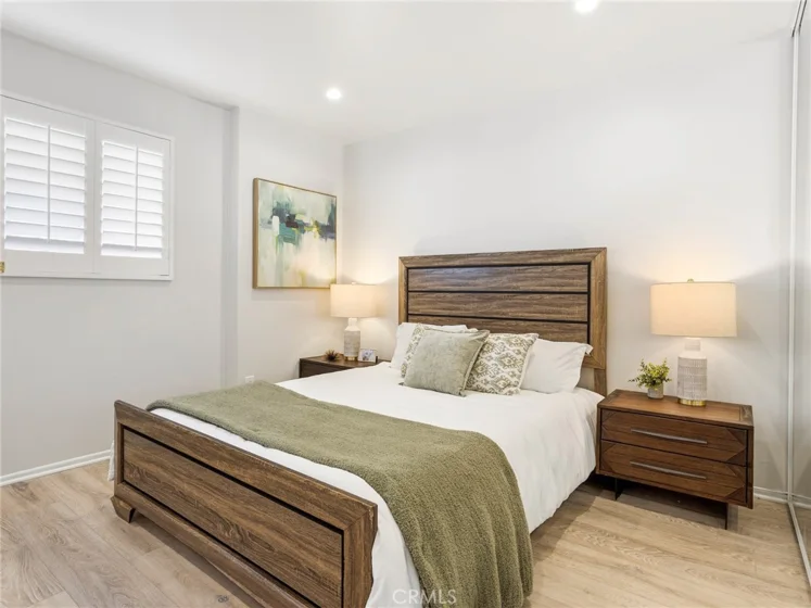 5412 Lindley Avenue #108 photo 21