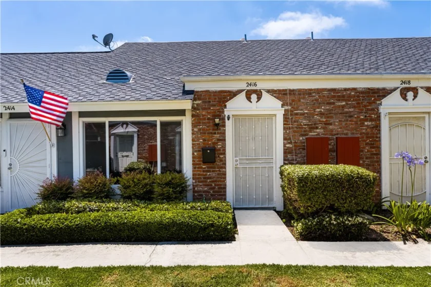 2416 Richmond Way photo 1