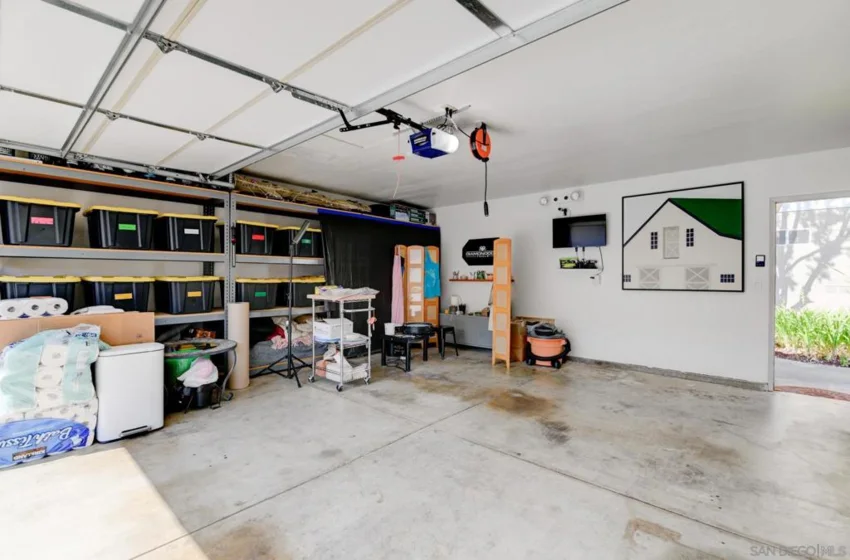 1352 Palomar photo 30