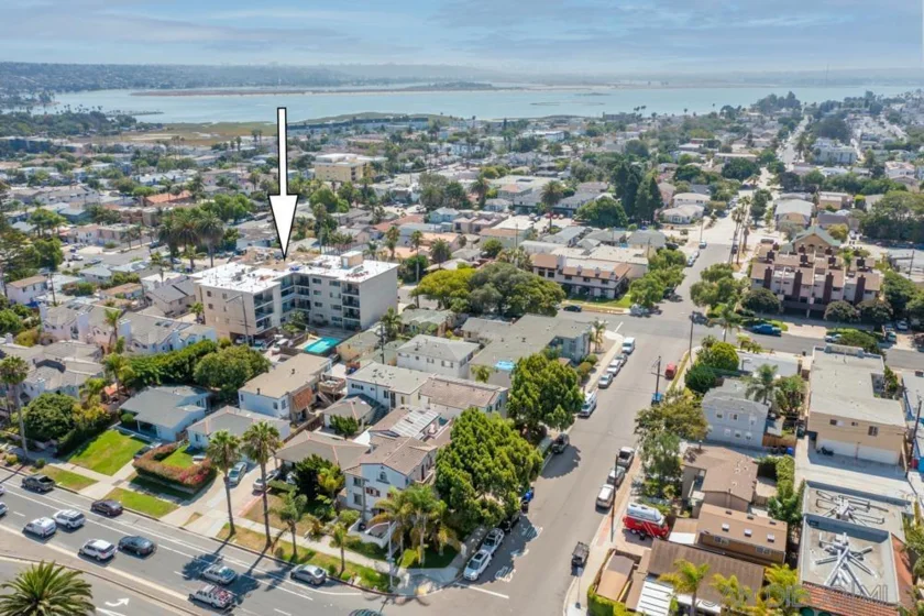 1830 Thomas Avenue #2F photo 1