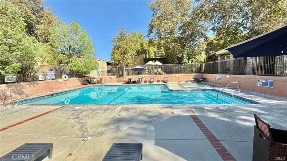 18350 Hatteras #176 photo 36
