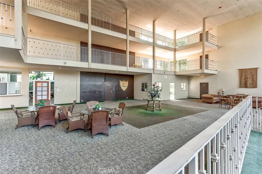 400 N Acacia Avenue #B10 photo 11