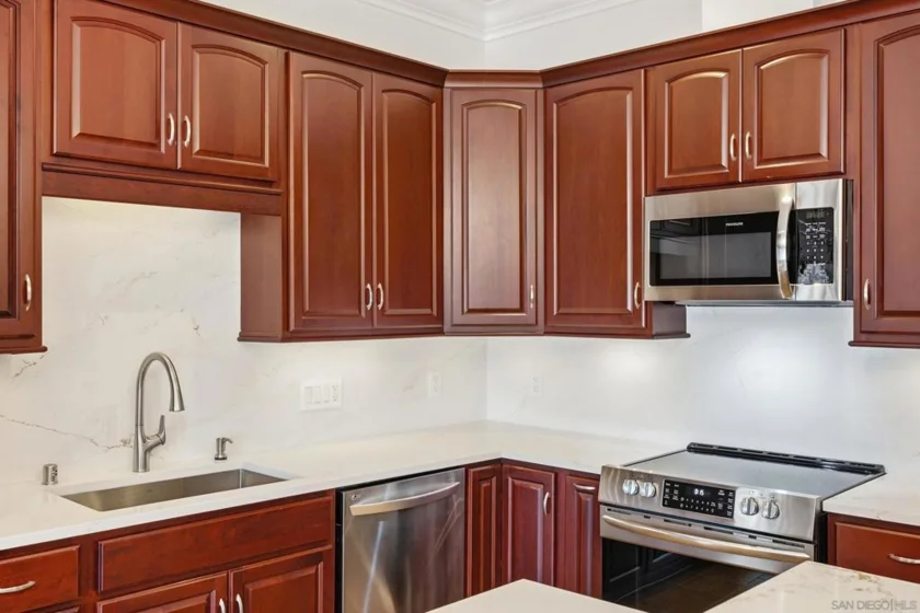 5366 La Jolla #305C photo 20