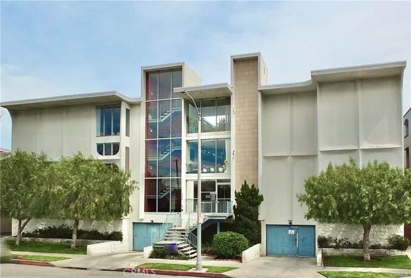 444 Obispo Avenue #301 photo 1