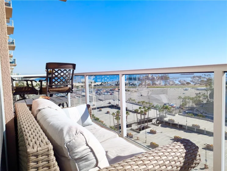 388 E Ocean Boulevard #1117 photo 2