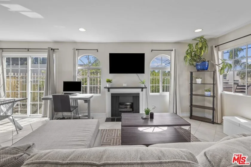 14727 Magnolia Boulevard #107 photo 1