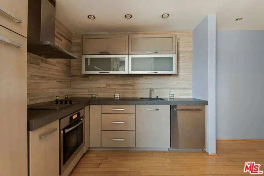 7250 Franklin Avenue #506 photo 3