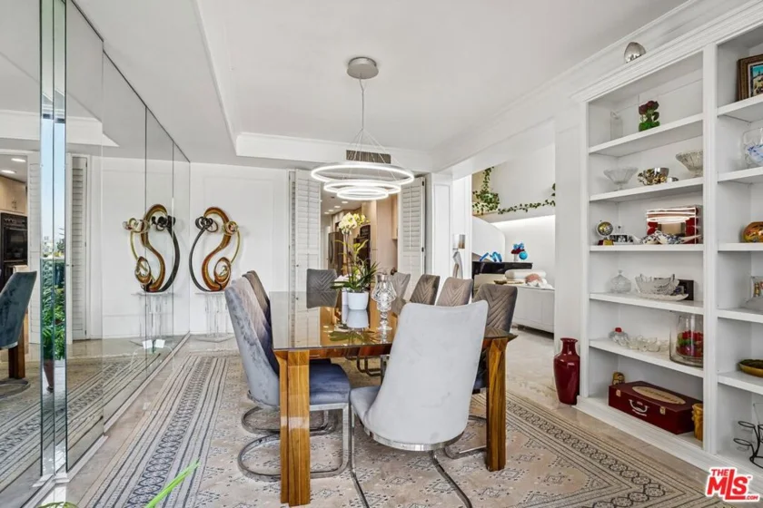 325 N Oakhurst Drive #PH2 photo 14