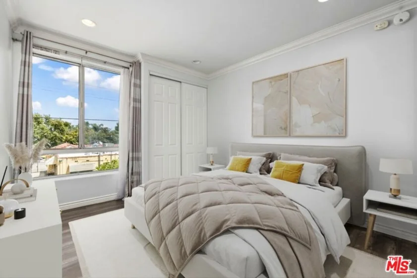 1002 S Burnside Avenue #203 photo 14