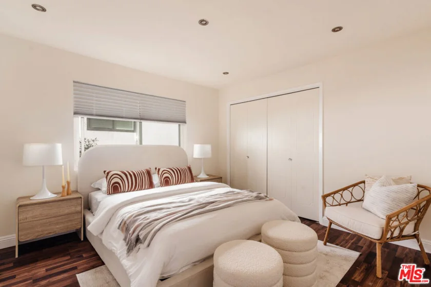 1121 N Olive Drive #210 photo 11