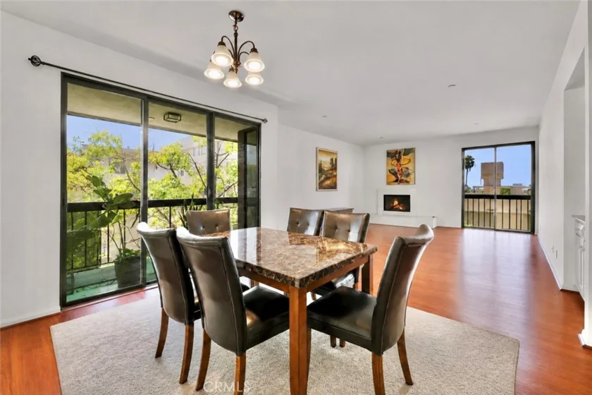 324 N Palm Drive #407 photo 4