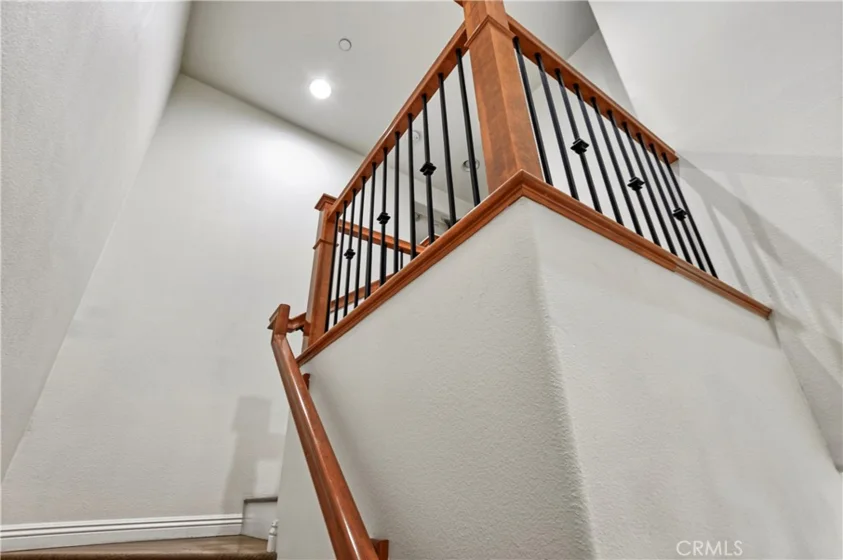 3894 Polk photo 6