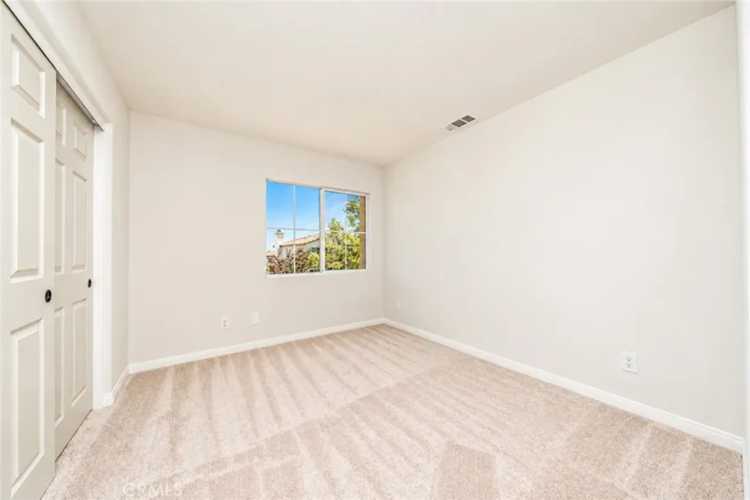 25892 Marco Polo Street photo 17