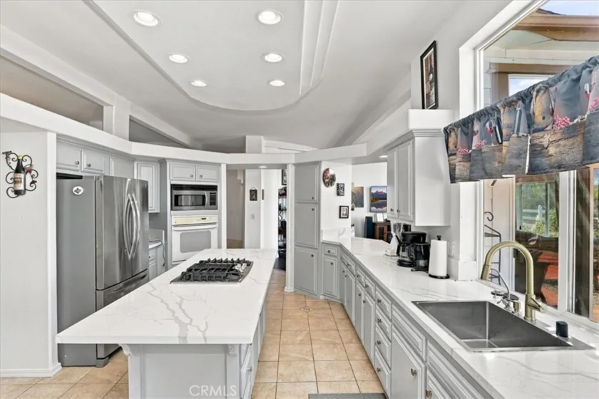 39565 Spanish Oaks Drive photo 33