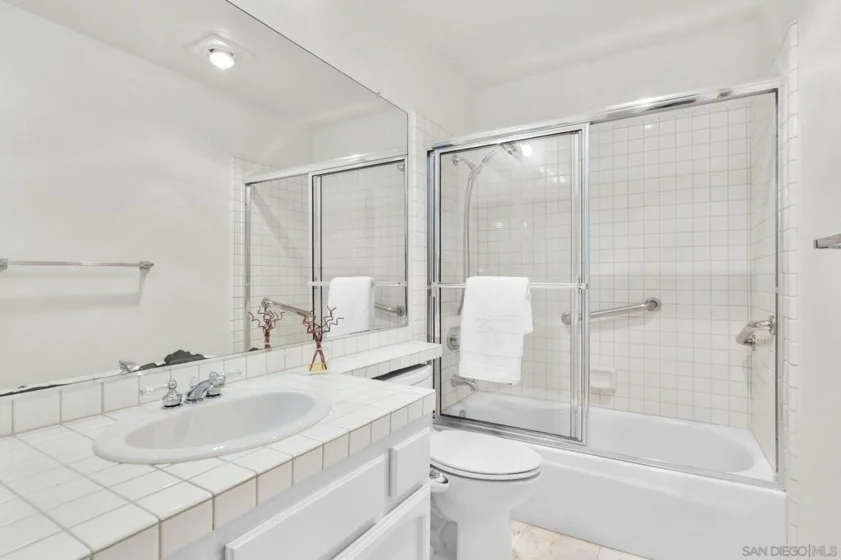 5117 Renaissance Avenue #D photo 18