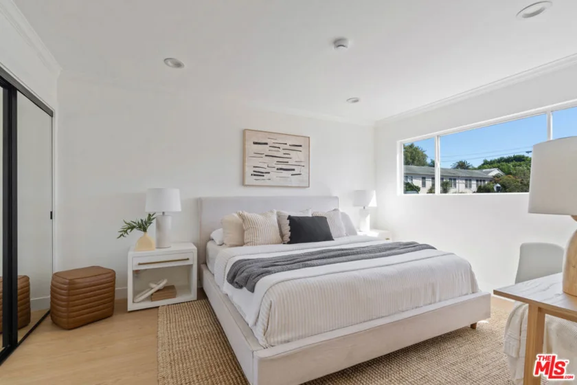 423 Pier Avenue #4 photo 15