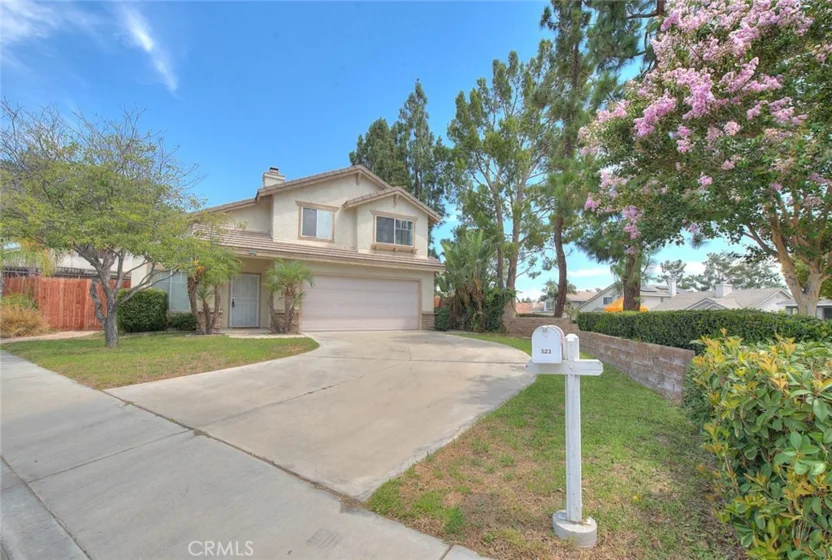 523 Towergrove photo 1