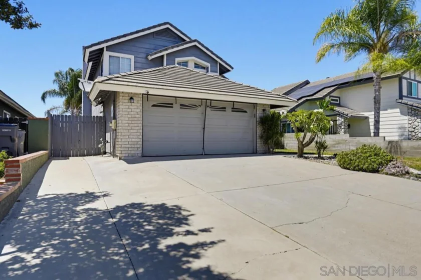 39991 Falcon Way photo 34
