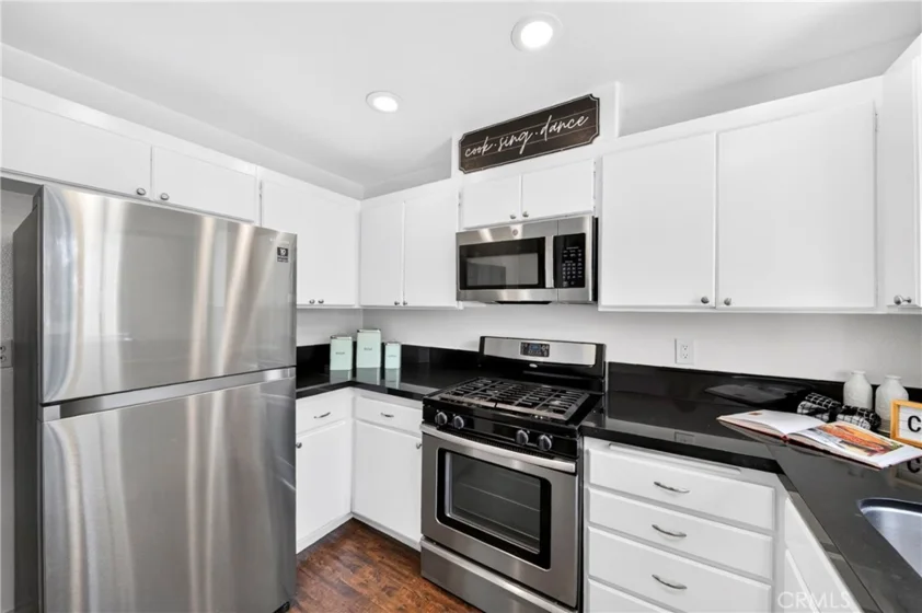 5401 Twin Lakes Drive photo 4