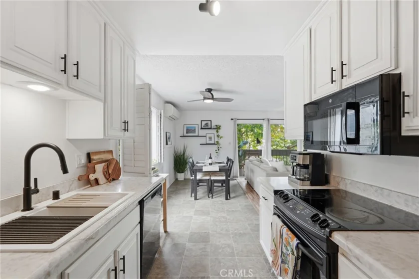 1061 Park Avenue #115 photo 9