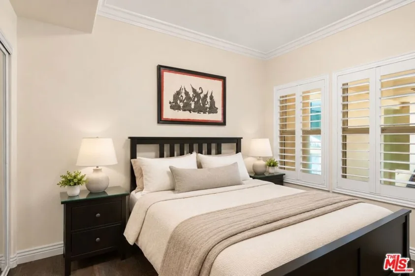 1050 N Edinburgh Avenue #103 photo 8