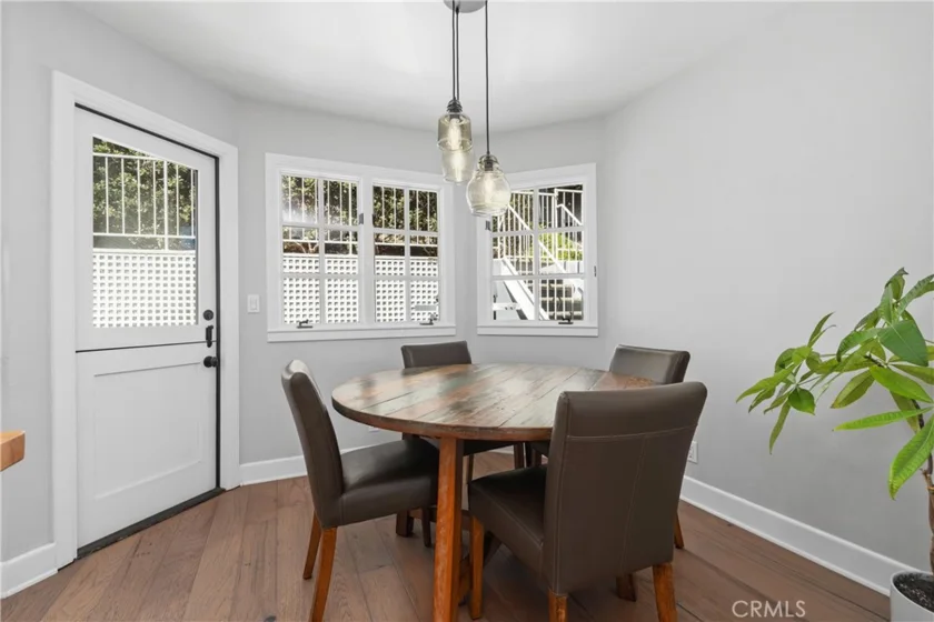 33691 Granada photo 27