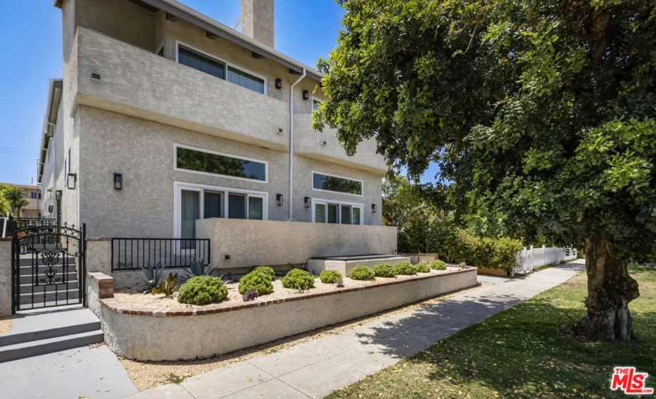 1012 10th Street #3 photo 2