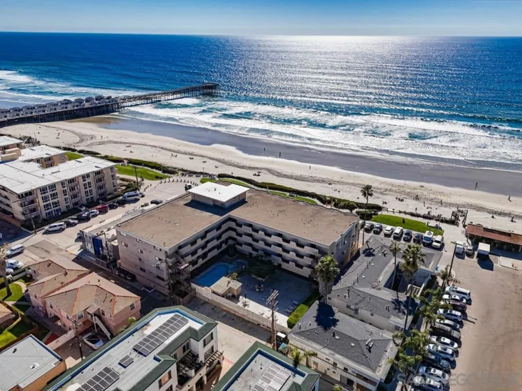 4667 Ocean Boulevard #306 photo 1