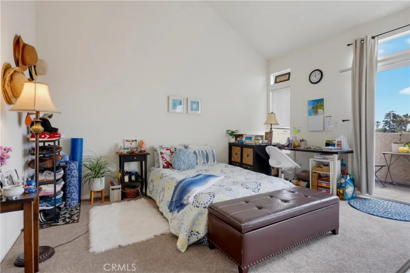 4581 Warner #302 photo 22