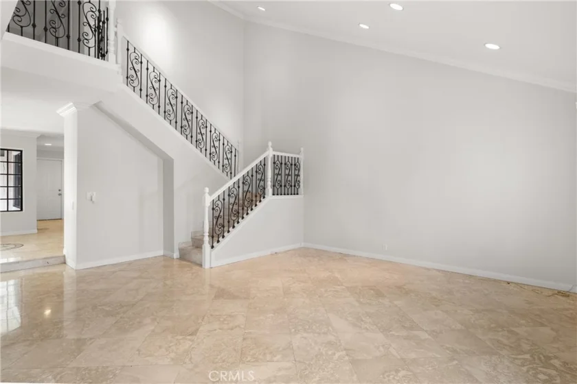 5810 E Mountain Loop photo 17