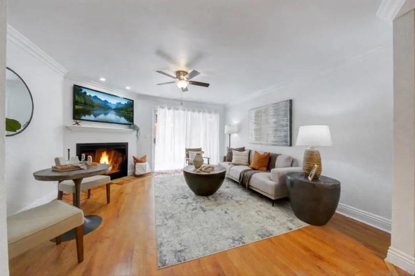 4777 Seminole Drive #118 photo 1