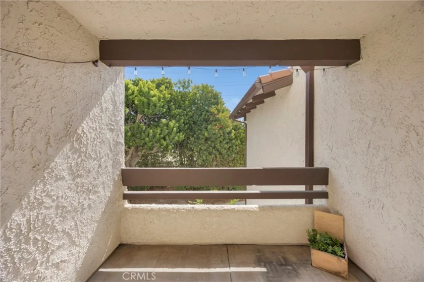 21372 Brookhurst photo 22