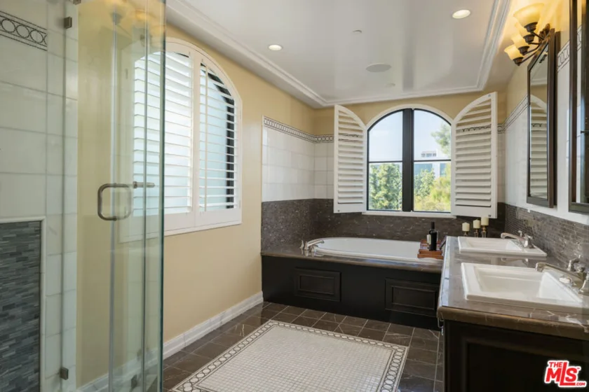 155 Cordova Street #501 photo 11