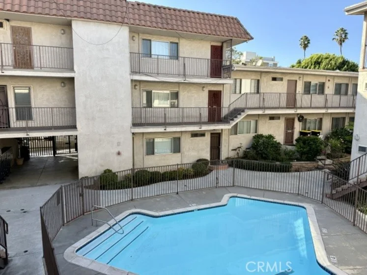 8650 Belford photo 24