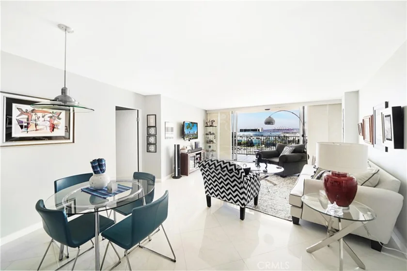 700 E Ocean Boulevard #1608 photo 1