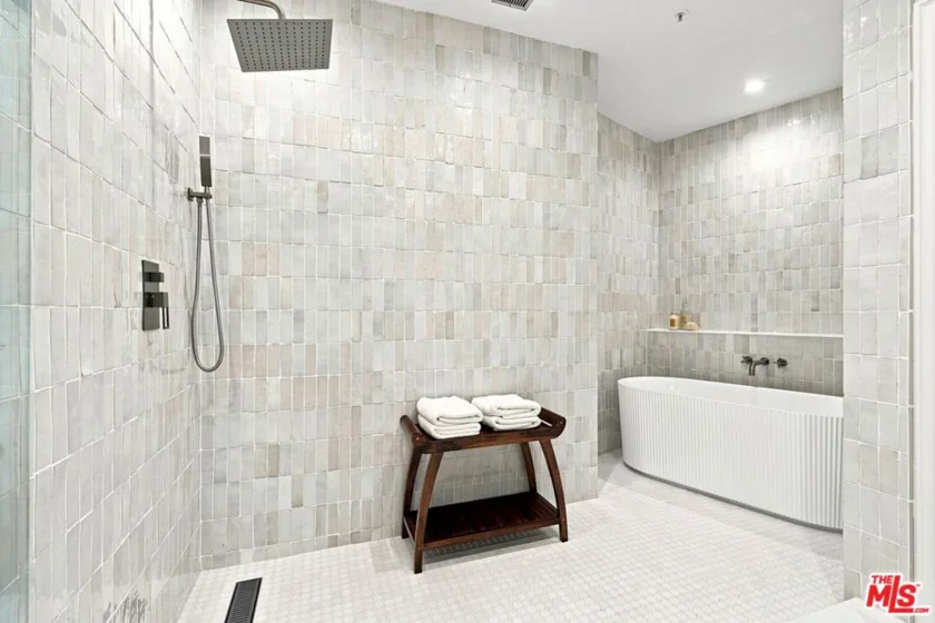10580 Wilshire Boulevard #36 photo 20