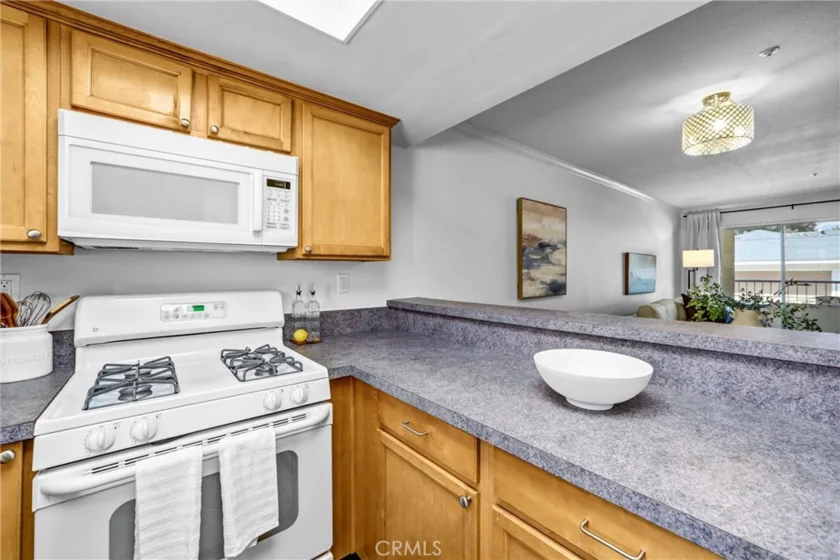 430 N Holliston #104 photo 17