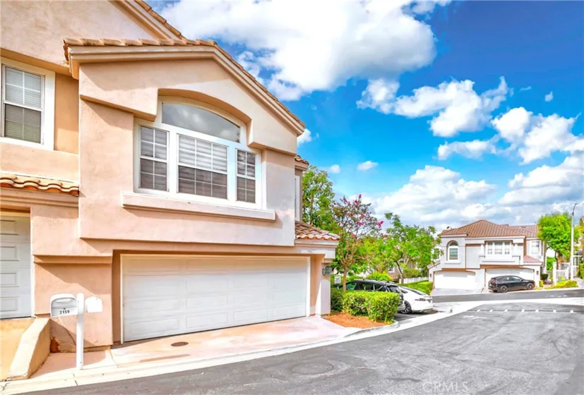 2163 Camellia Lane photo 2